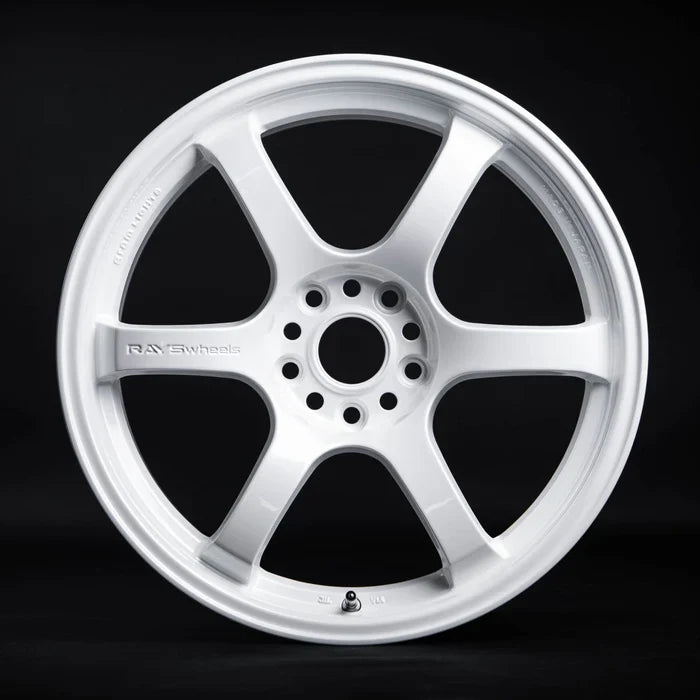 Gram Lights 57DR 18x9.5 +38 5x114.3 Ceramic Pearl Wheel