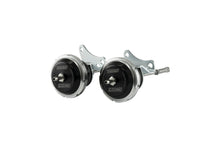 Load image into Gallery viewer, Turbosmart IWG75 Wastegate Actuator 14psi Pair for use w/ Aftermarket Turbos 1989-2002 Nissan Skyline GT-R w/ RB26DETT