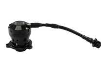 Load image into Gallery viewer, Turbosmart Kompact EM Dual Port Blow Off Valve VR18 Volkswagen Golf GTI Clubsport / Audi S4 / Audi SQ5